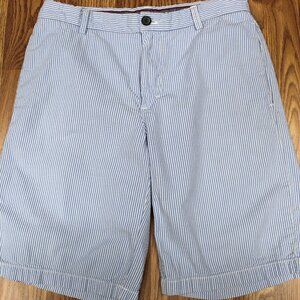 IZOD BLUE & WHITE SEERSUCKER REGULAR FIT SHORTS 100% COTTON Sz 30